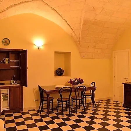 Antica Corte 4*